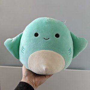 8" Maggie Squishmallow